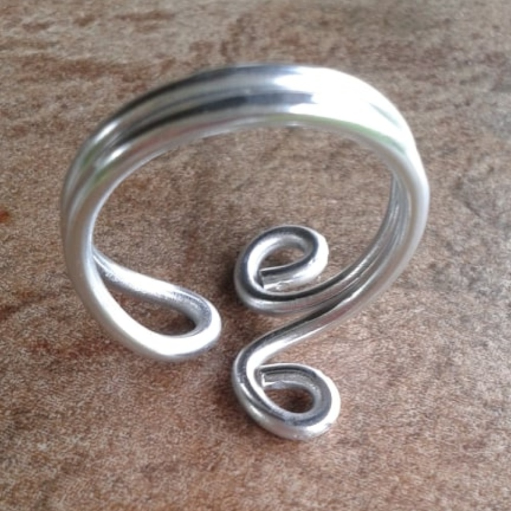 Wire Ring - Picture 3 of 4